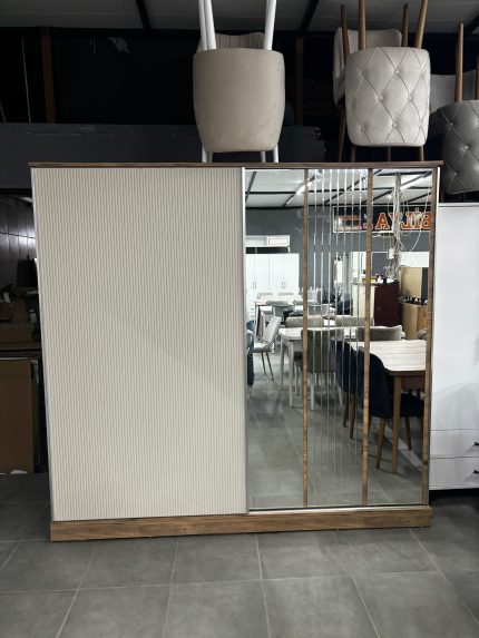 Çizgi Model MDF Vakum Kapak Gardırop