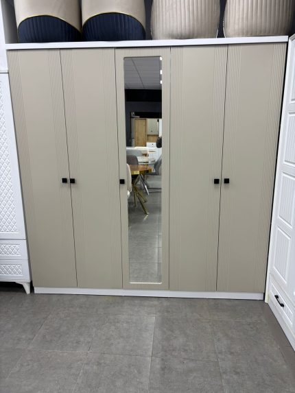 Yelpaze 5 Kapaklı  Gardırop